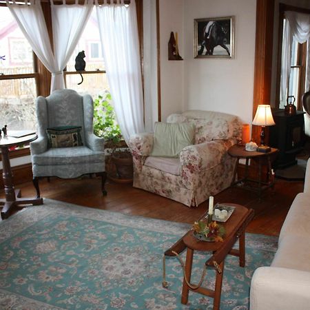 Rose Arbour Bed & Breakfast Chester Exterior photo